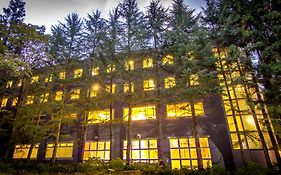 Hakuba Eagle Lodge